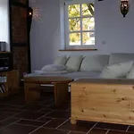 Suesses Fachwerkhaus Mit Grossem Garten Appartement